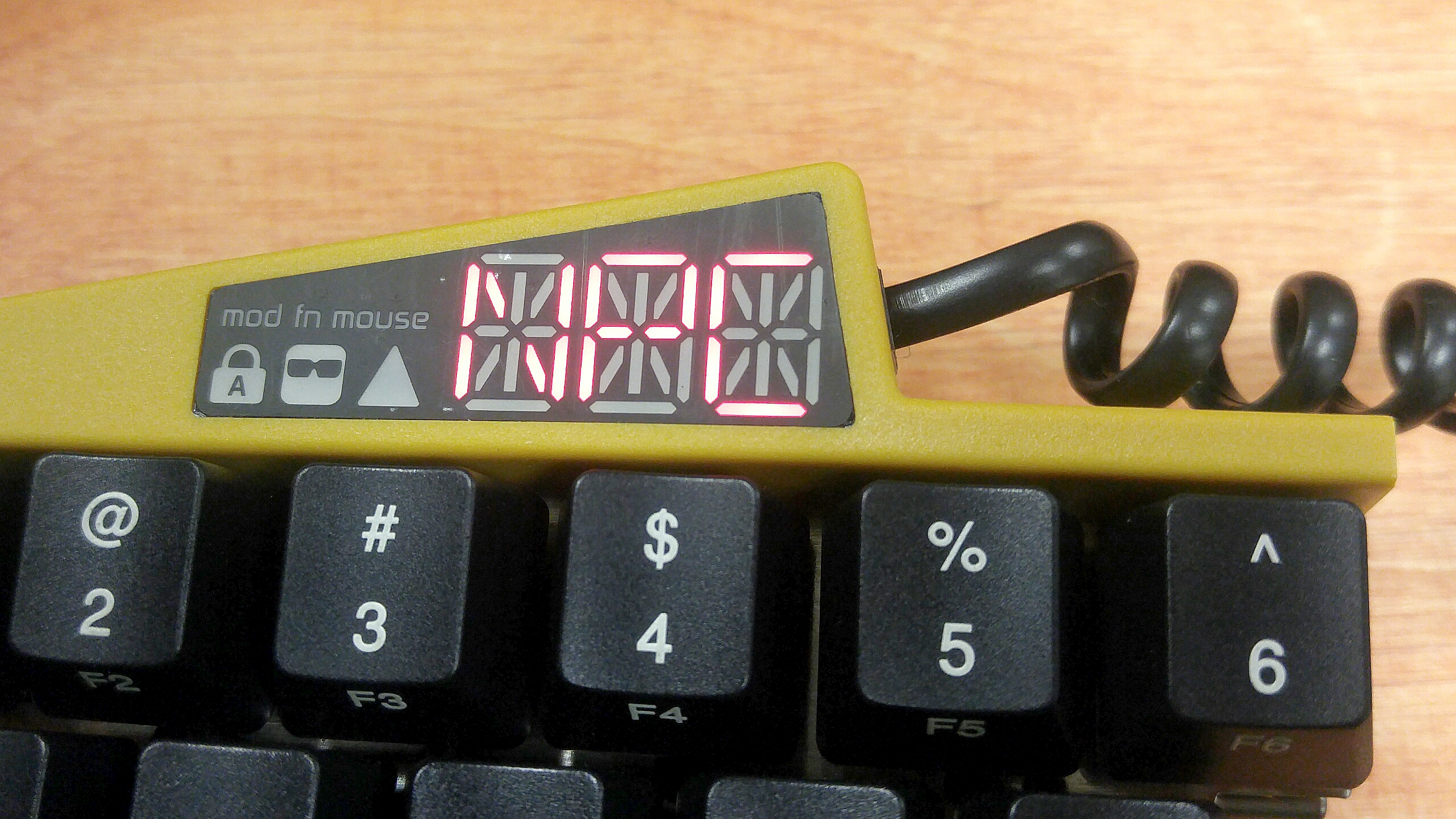 Ultimate Hacking Keyboard: Gimmick or serious productivity tool?